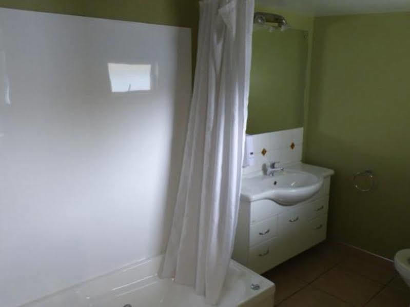 Gladstone Motel Richmond Bagian luar foto