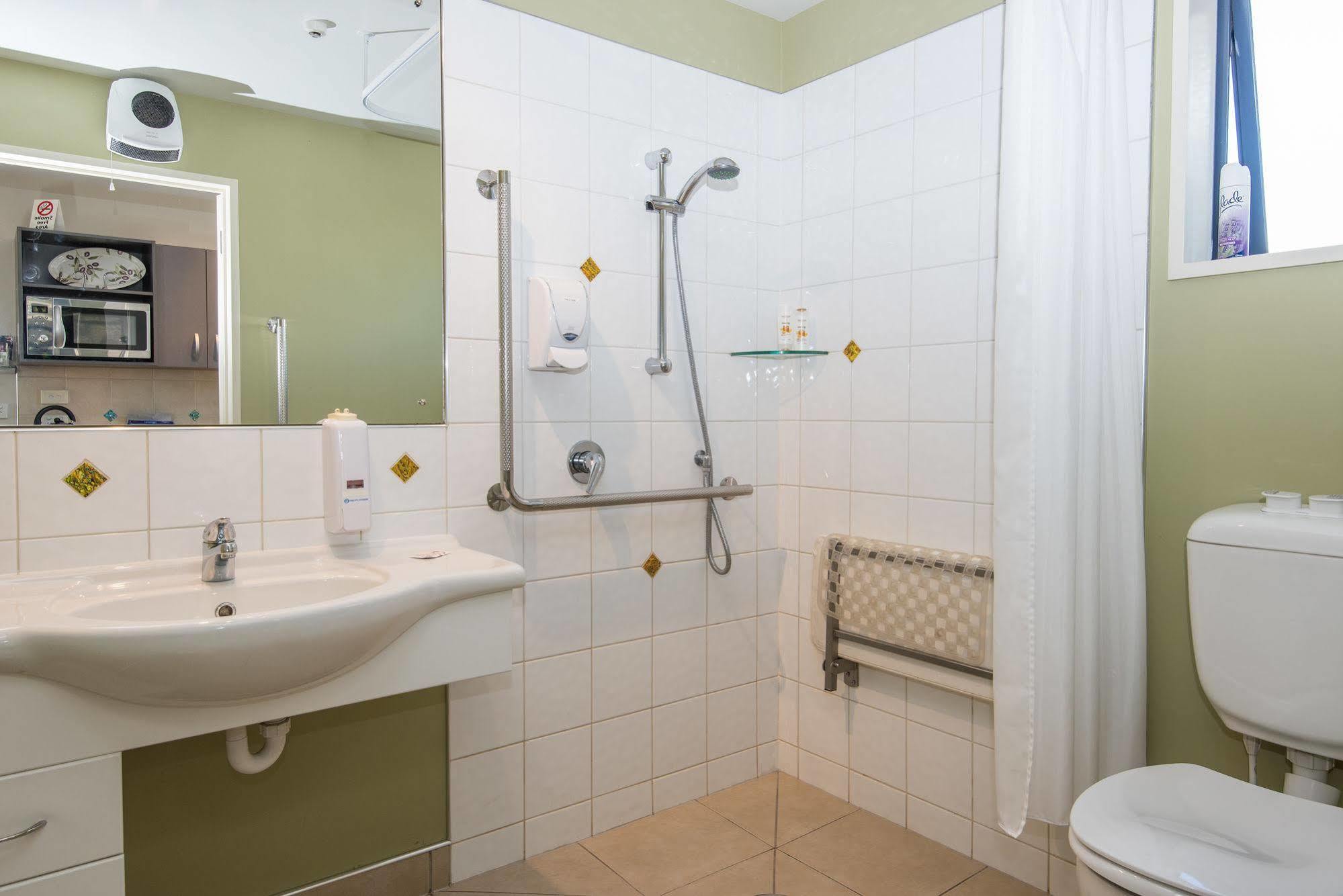 Gladstone Motel Richmond Bagian luar foto